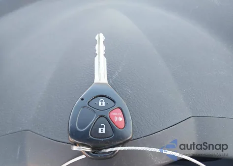 2007 Toyota Rav4 Limited z USA, uszkodzony, nr VIN JTMZD31V975049895